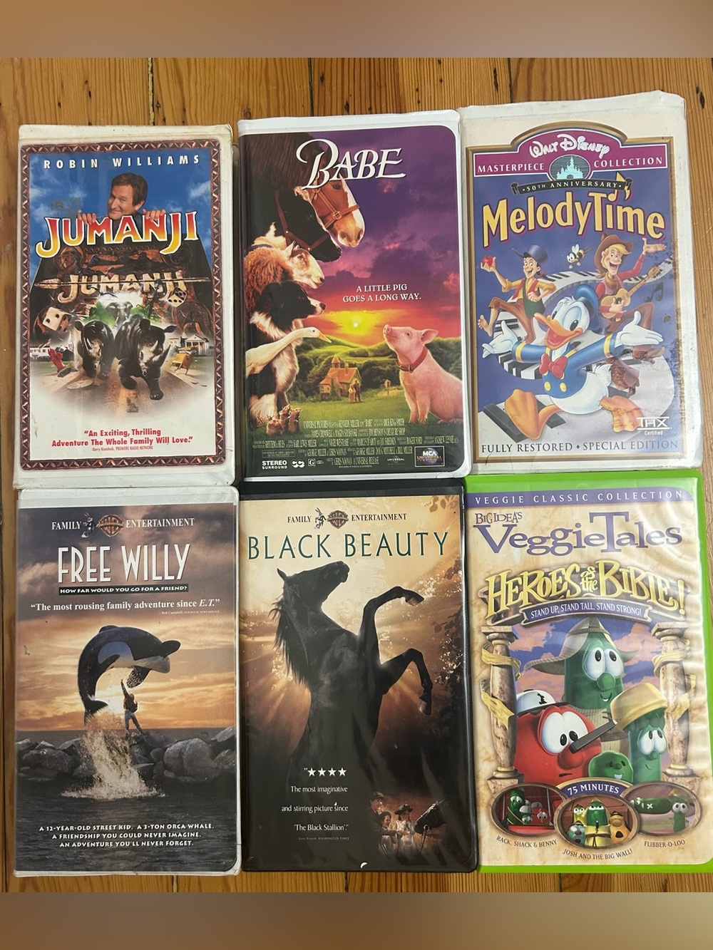 Children's VCR Tapes Clamshell VHS Set of 6